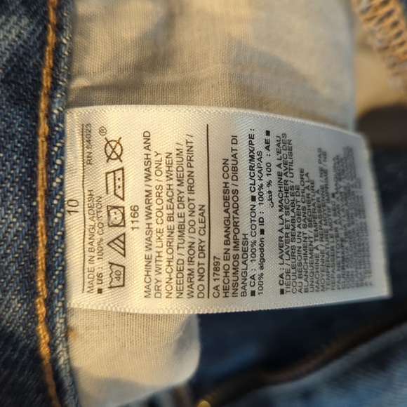 Old Navy denim cut offs size 10 - Picture 3 of 3